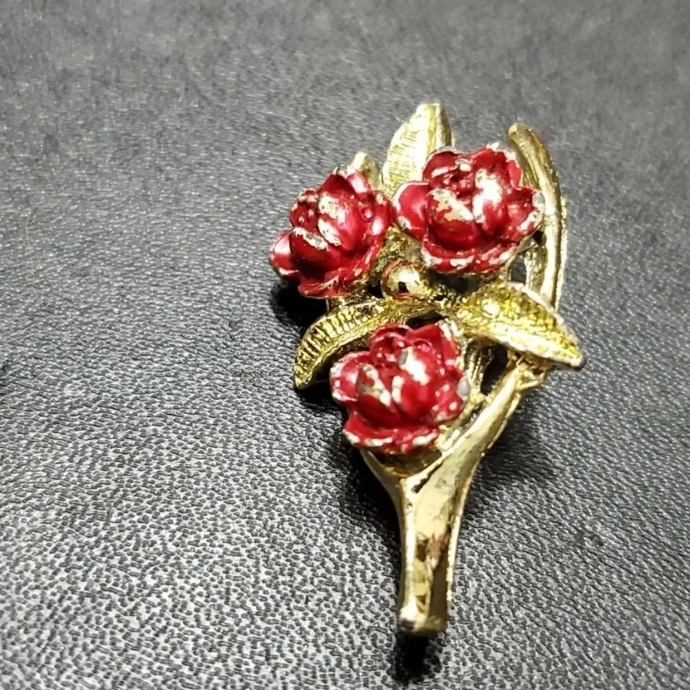 Vintage Gerry's wishbone brooch gold tone red vintage